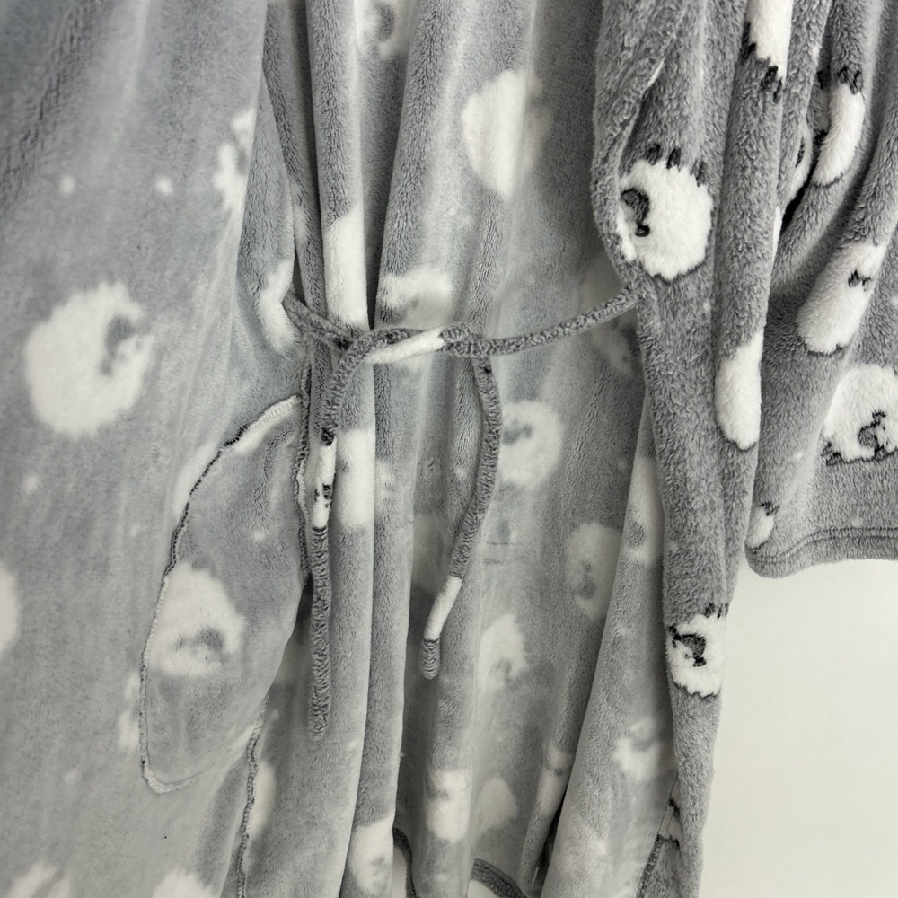 Brighten The Seasons XL Gray White Lambs Plush Pockets Belted Soft Robe Women's - Picture 8 of 10